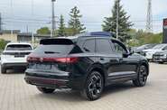 Volkswagen Touareg R-Line Platinum 3