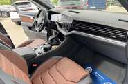 Volkswagen Touareg R-Line Platinum 3