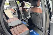 Volkswagen Touareg R-Line Platinum 3