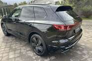 Volkswagen Touareg R-Line Platinum 3