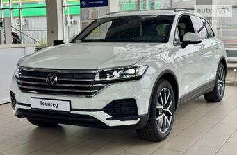 Volkswagen Touareg 2025 Silver