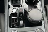 Volkswagen Touareg R-Line Platinum 3