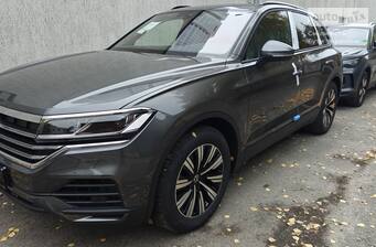 Volkswagen Touareg 2025 Silver+