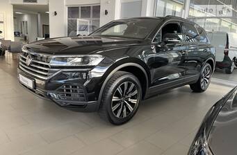 Volkswagen Touareg 2025 Silver+