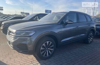 Volkswagen Touareg 2025 Silver