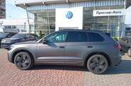 Volkswagen Touareg R-Line Platinum 2