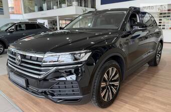 Volkswagen Touareg 2025 Silver