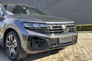 Volkswagen Touareg R-Line Platinum 1