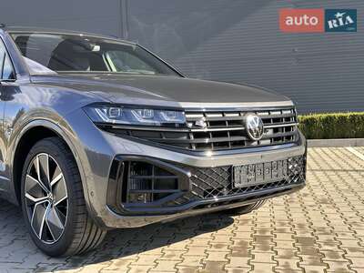 Volkswagen Touareg 2026 R-Line Platinum 1