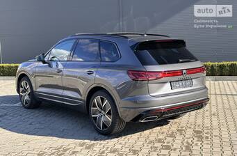 Volkswagen Touareg 2026 R-Line Platinum 1
