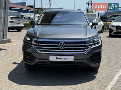 Volkswagen Touareg 2025 Silver