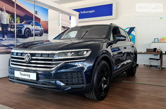 Volkswagen Touareg 2025 Silver