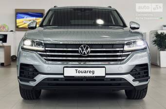 Volkswagen Touareg 2025 Silver