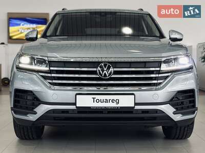 Volkswagen Touareg 2025 Silver