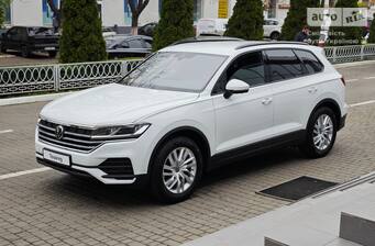 Volkswagen Touareg 2025 Silver