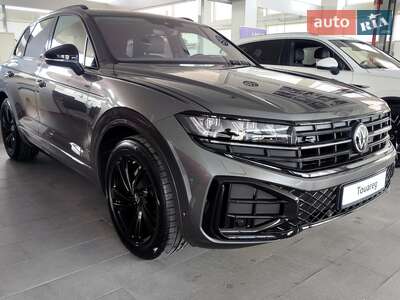 Volkswagen Touareg 2025 R-Line Platinum 3
