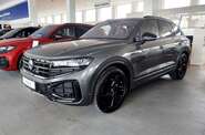 Volkswagen Touareg R-Line Platinum 3