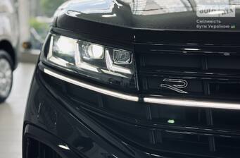 Volkswagen Touareg 2025 R-Line Platinum 1