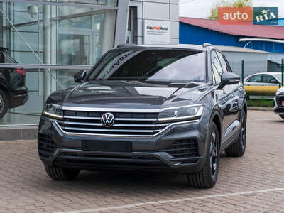 Volkswagen Touareg 2025 Silver