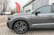 Volkswagen Touareg R-Line Platinum 1