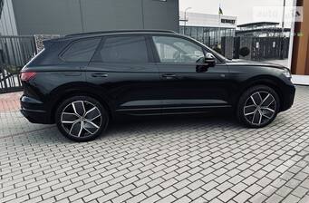 Volkswagen Touareg 2025 R-Line Platinum 1