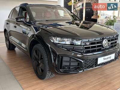 Volkswagen Touareg 2025 R-Line Platinum 1