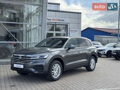 Volkswagen Touareg 2025 Silver