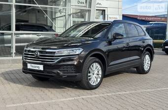 Volkswagen Touareg 2025 Silver