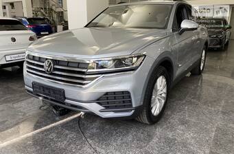 Volkswagen Touareg 2025 Silver