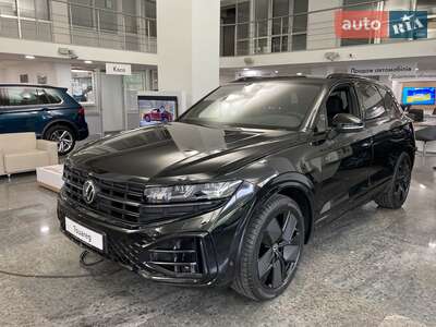 Volkswagen Touareg R-Line Platinum 4 3.0 TFSI AT (340 к.с.) AWD 2025