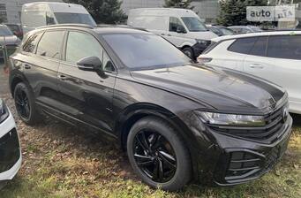 Volkswagen Touareg 2025 R-Line Platinum 3