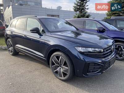 Volkswagen Touareg 2025 R-Line Platinum 3