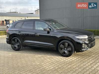 Volkswagen Touareg 2025 R-Line Platinum 1