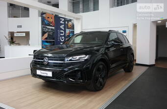 Volkswagen Touareg 2025 R-Line Platinum 1