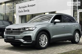 Volkswagen Touareg 2025 Silver