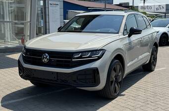 Volkswagen Touareg 2025 R-Line Platinum 3