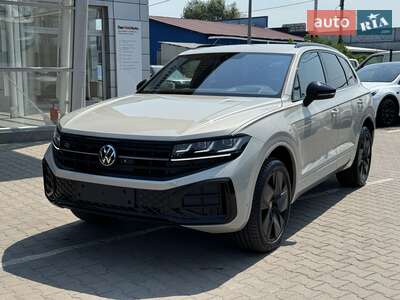 Volkswagen Touareg R-Line Platinum 3 3.0 TDI AT (286 к.с.) AWD 2025