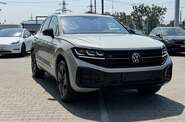 Volkswagen Touareg R-Line Platinum 3
