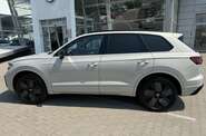 Volkswagen Touareg R-Line Platinum 3