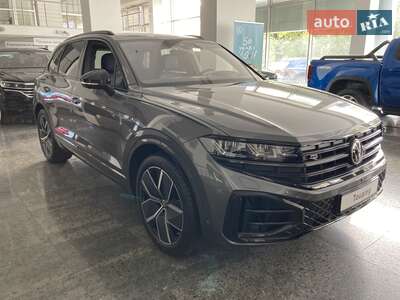 Volkswagen Touareg 2025 R-Line Platinum 1