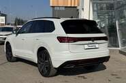 Volkswagen Touareg R-Line Platinum 1