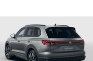 Volkswagen Touareg R-Line Platinum 1