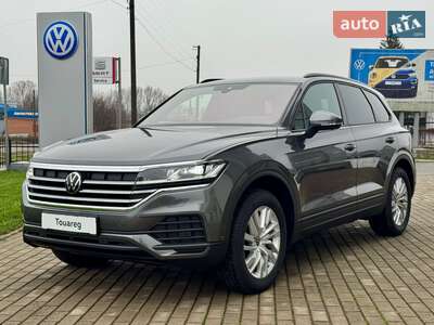 Volkswagen Touareg 2025 Silver