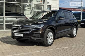 Volkswagen Touareg 2025 Silver