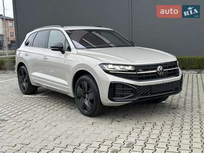 Volkswagen Touareg 2025 R-Line Platinum 3