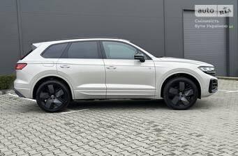 Volkswagen Touareg 2025 R-Line Platinum 3