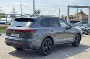 Volkswagen Touareg R-Line Platinum 3