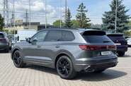 Volkswagen Touareg R-Line Platinum 3