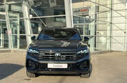 Volkswagen Touareg R-Line Platinum 3