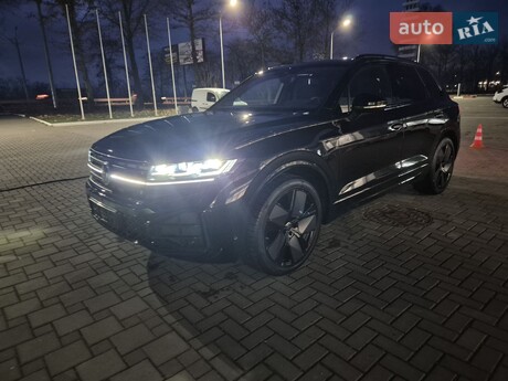 Volkswagen Touareg 2025